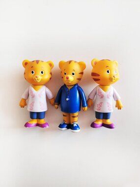 Daniel Tiger's Neighborhood Mom and Dad Tiger Figures